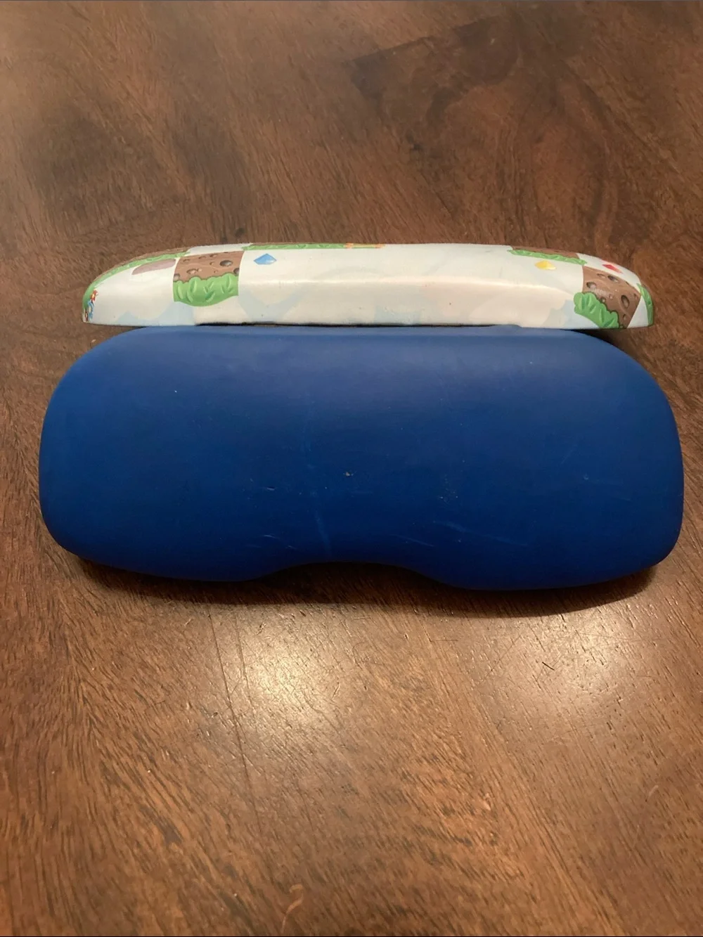 Kids’ eyeglass/sunglasses case